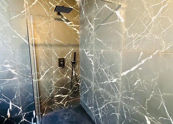 Design And Luxe Hyper Centre *