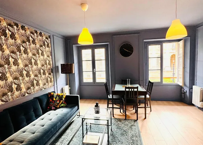 Design And Luxe Hyper Centre * Бордо